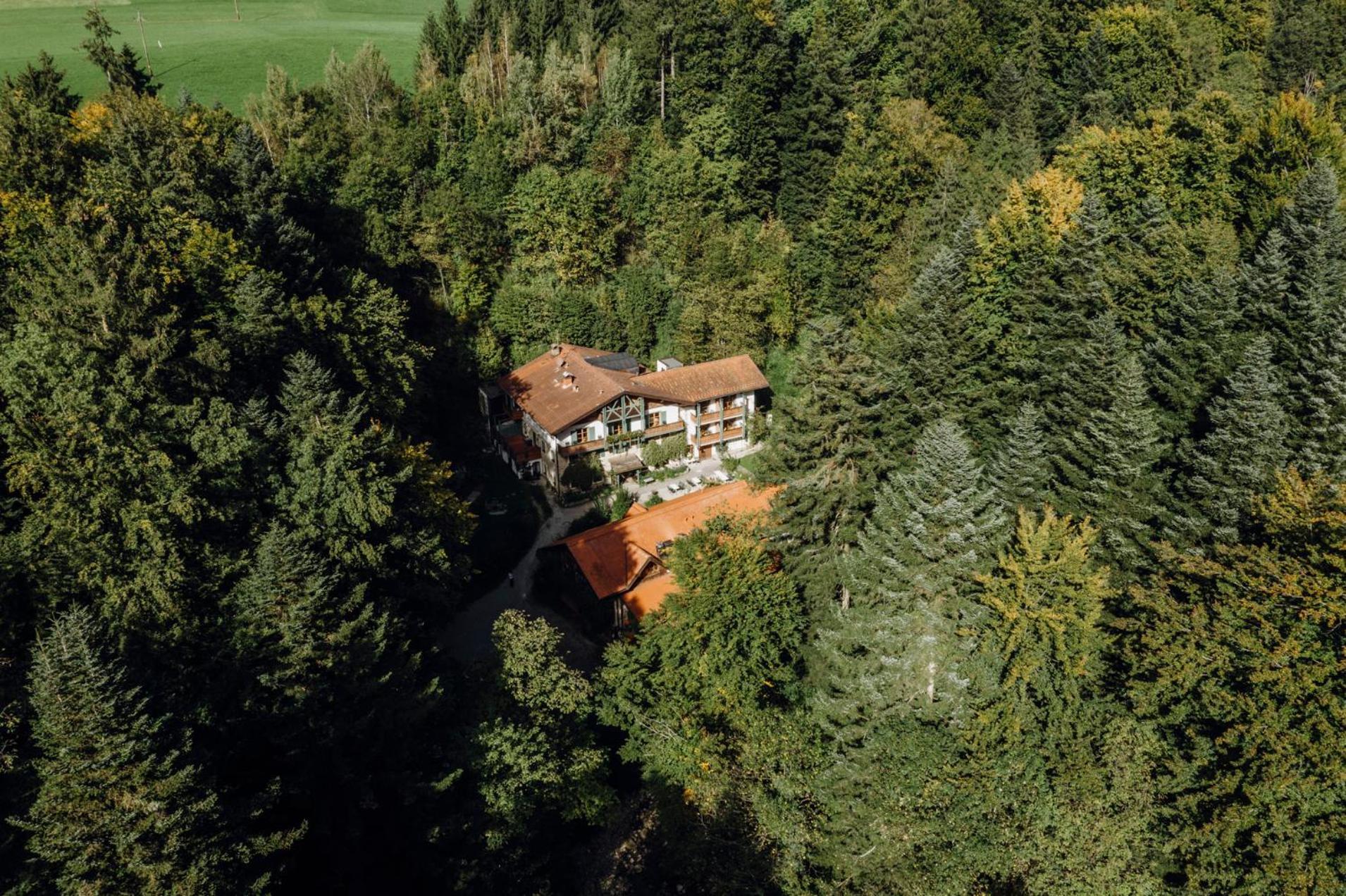 Naturidyll Hotel Hammerschmiede Anthering Exterior photo